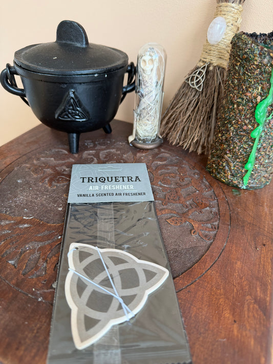 🔺 Triquetra